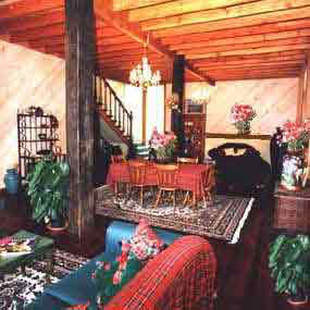 Large Guest Lounge Room